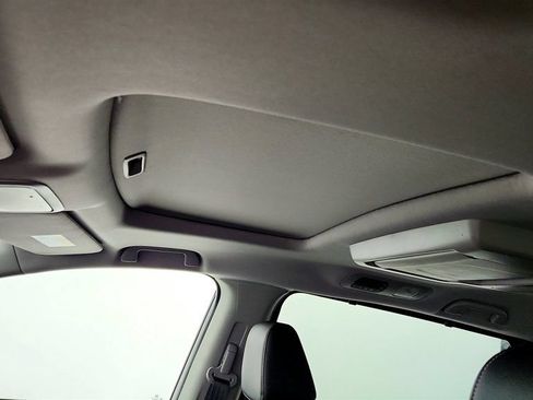 Used 2023 Honda Odyssey Touring image 10