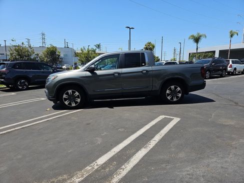 Used 2017 Honda Ridgeline RTL-T image 4