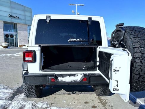 Used 2023 Jeep Wrangler Unlimited Sport image 21