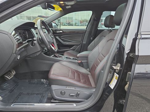 Used 2022 Volkswagen Jetta GLI Autobahn image 10