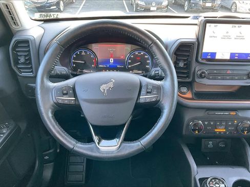 Used 2022 Ford Bronco Sport Outer Banks w/ Tech Package image 8