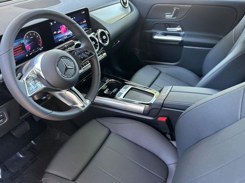 Used 2026 Mercedes-Benz GLA 250 image 4