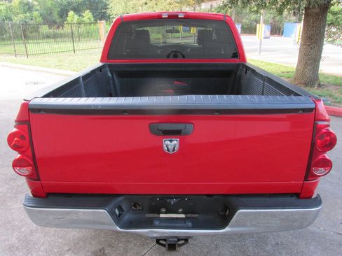 Used 2008 Dodge Ram 1500 Truck ST image 6