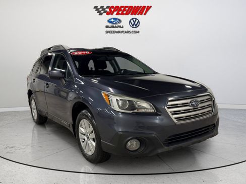 Used 2016 Subaru Outback 2.5i Premium image 2