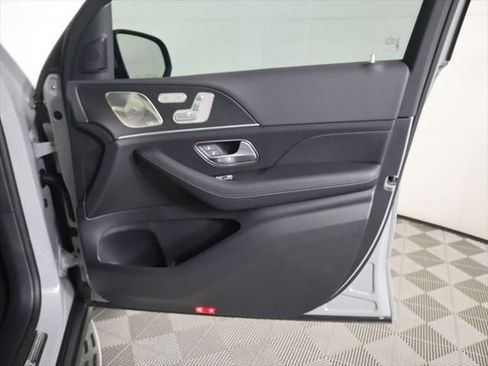 New 2026 Mercedes-Benz GLS 450 4MATIC image 27