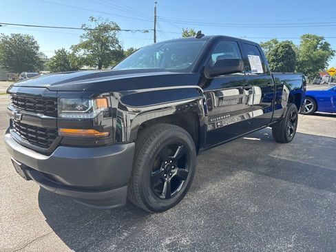 Used 2017 Chevrolet Silverado 1500 W/T w/ Black Out Edition RWD image 3