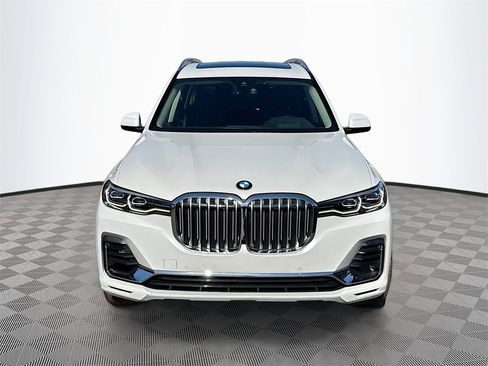 Used 2021 BMW X7 xDrive40i w/ Premium Package image 2