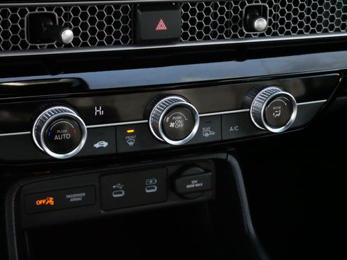 Certified 2025 Honda Civic Sport image 23