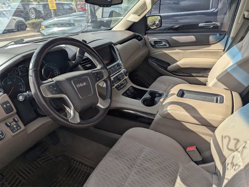 Used 2015 GMC Yukon SLE w/ HD Trailering Package image 7
