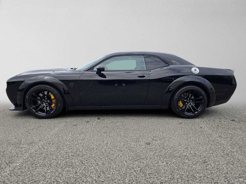 Used 2022 Dodge Challenger SRT Hellcat RWD image 6