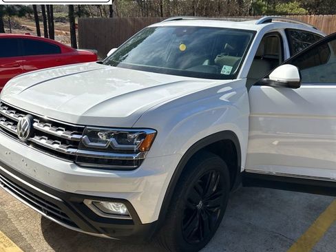 Used 2019 Volkswagen Atlas SEL image 3