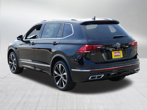 Used 2024 Volkswagen Tiguan SEL R-Line w/ MDO Package, Two-Row AWD/4WD image 5