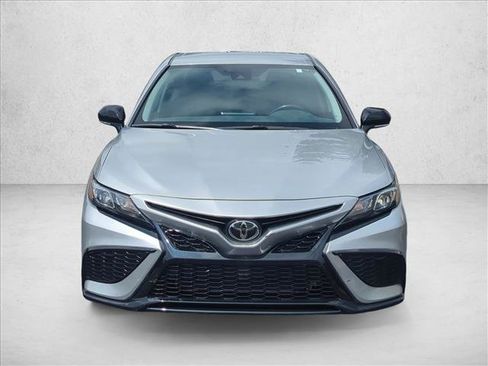 Used 2023 Toyota Camry SE w/ Convenience Package FWD image 2