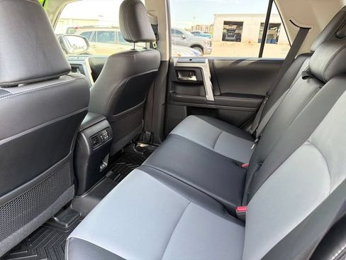 Used 2022 Toyota 4Runner SR5 Premium AWD/4WD image 21