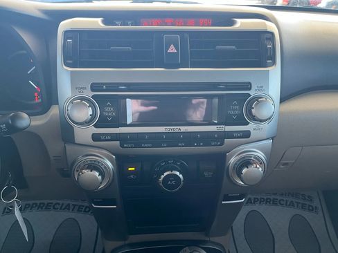 Used 2013 Toyota 4Runner Limited image 11