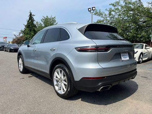 Used 2020 Porsche Cayenne AWD/4WD image 5