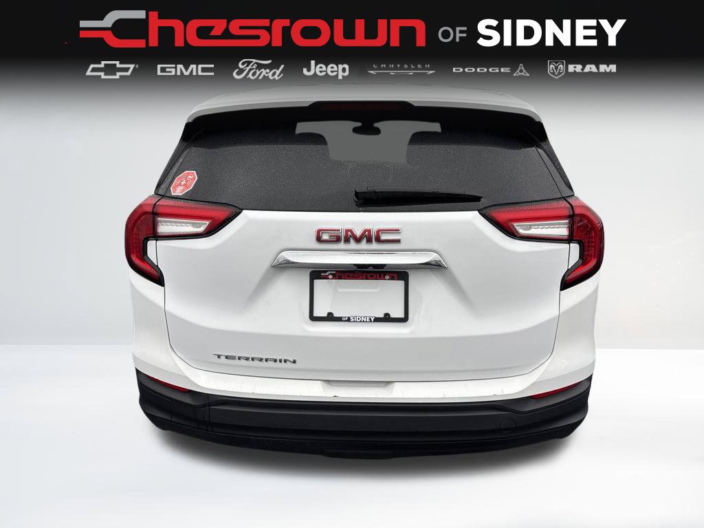 Used 2024 GMC Terrain SLE FWD image 4