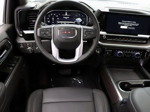 New 2026 GMC Sierra 2500 SLT w/ SLT Premium Package image 16