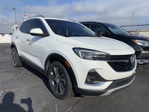 Used 2021 Buick Encore GX Essence FWD image 1