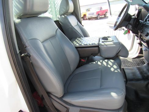 Used 2014 Ford F450 XL w/ XL Value Package RWD image 10