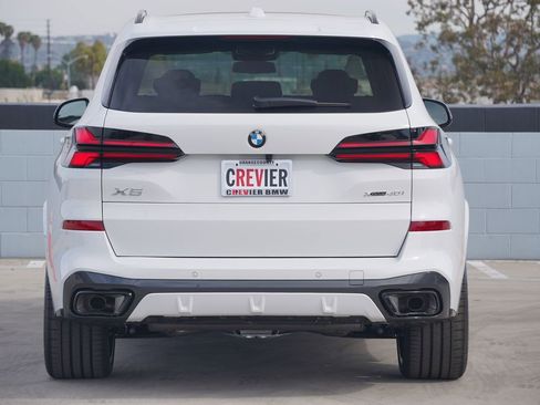 New 2026 BMW X5 xDrive40i w/ M Sport Package image 6