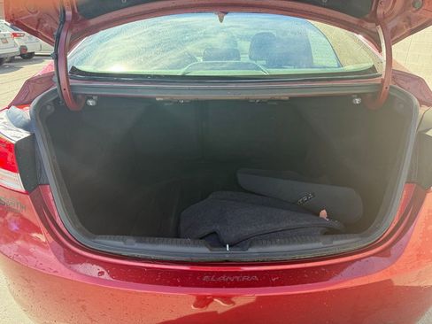 Used 2013 Hyundai Elantra Limited w/ Technology Pkg image 26