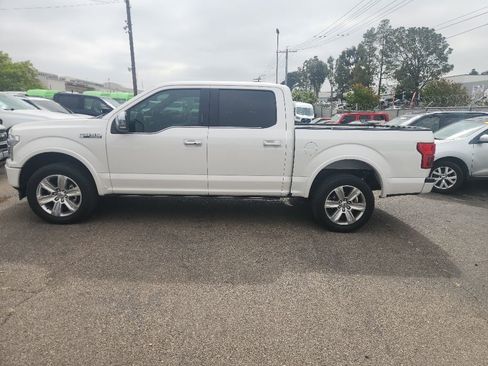 Used 2019 Ford F150 Platinum w/ Equipment Group 701A Luxury AWD/4WD image 10