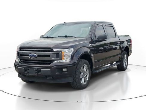 Used 2018 Ford F150 XLT w/ Equipment Group 302A Luxury AWD/4WD image 2