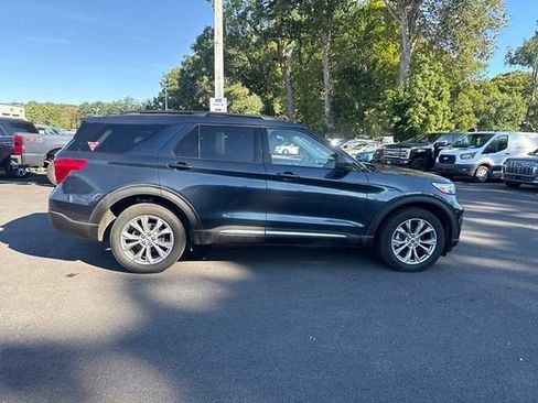Certified 2023 Ford Explorer XLT w/ Equipment Group 202A AWD/4WD image 10