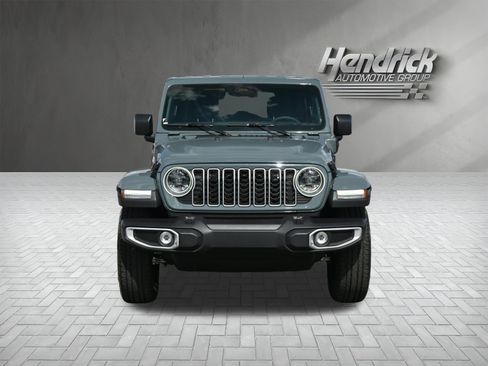 Used 2025 Jeep Wrangler Sahara w/ Safety Group image 6