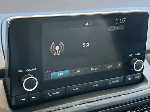 Used 2023 Honda Accord EX image 18