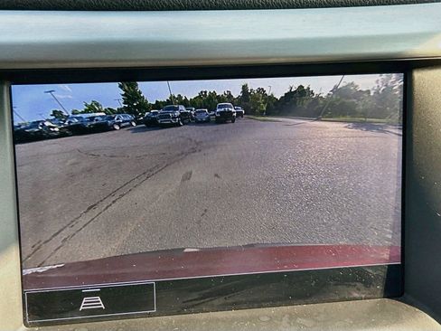 Used 2021 GMC Acadia SLT w/ LPO, Floor Liner Package FWD image 33