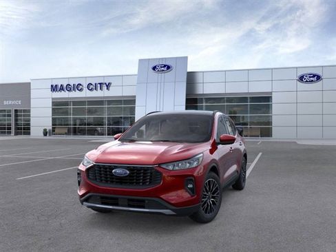 New 2026 Ford Escape SE FWD image 2