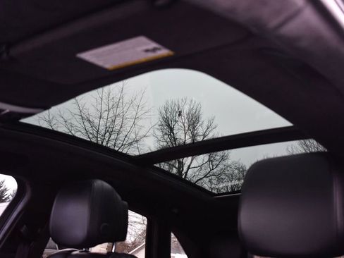 Used 2015 Porsche Macan Turbo image 36