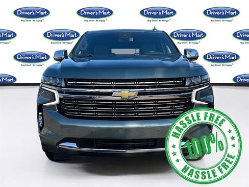Used 2023 Chevrolet Suburban Premier image 2