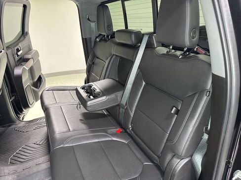 Used 2021 Chevrolet Silverado 1500 LT Trail Boss w/ Convenience Package II image 19