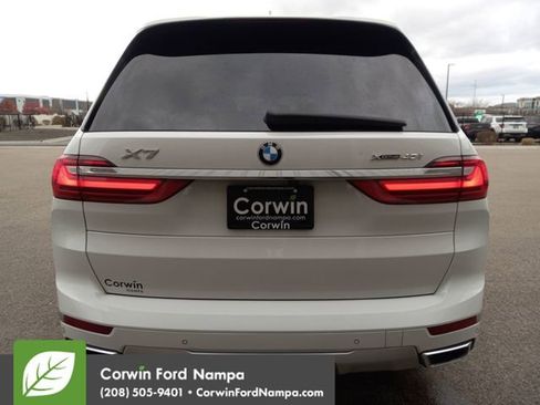 Used 2021 BMW X7 xDrive40i w/ Cold Weather Package image 4