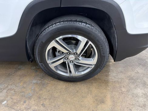 Used 2021 GMC Terrain SLT image 15