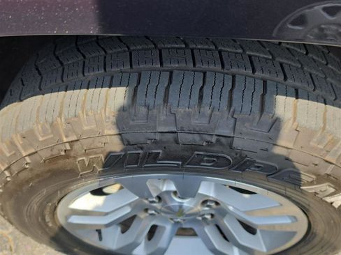 Used 2018 Chevrolet Tahoe LT image 13