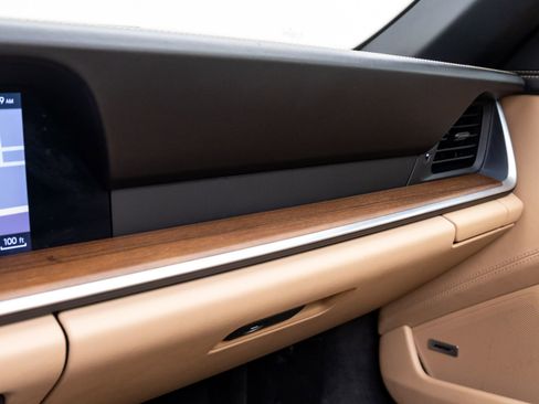 Certified 2021 Porsche 911 Targa 4S image 25