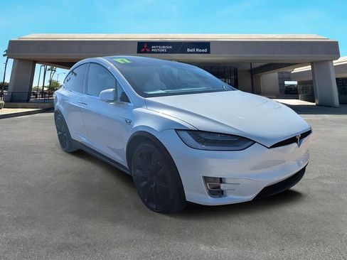 Used 2017 Tesla Model X P100D image 2