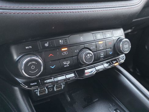 Used 2022 Dodge Durango R/T w/ Tow 'N Go Package image 21