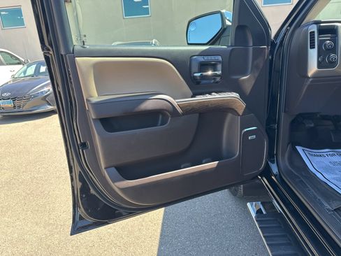 Used 2018 GMC Sierra 1500 Denali AWD/4WD image 21