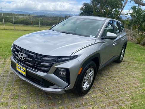 Certified 2025 Hyundai Tucson SE image 21