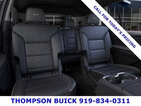 New 2025 Buick Enclave Sport Touring w/ Power Package image 17