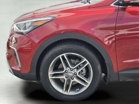 Used 2018 Hyundai Santa Fe FWD image 15