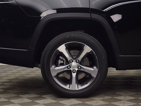 New 2026 Jeep Grand Cherokee L Limited image 8