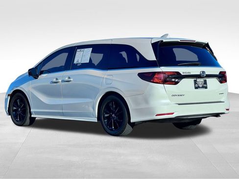 Used 2023 Honda Odyssey Sport image 5