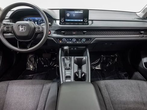 Used 2025 Honda Accord SE image 20