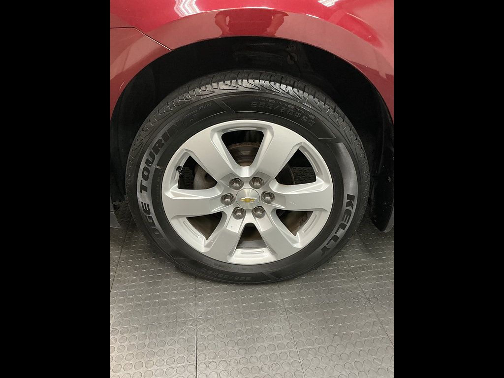 Used 2017 Chevrolet Traverse LT w/ Style and Technology Package AWD/4WD image 36